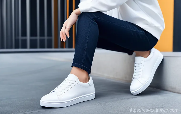 스니커즈를 활용한 다양한 데일리 스타일링 - Here are three detailed image prompts for an SD (Stable Diffusion) model, adhering to all the specif...